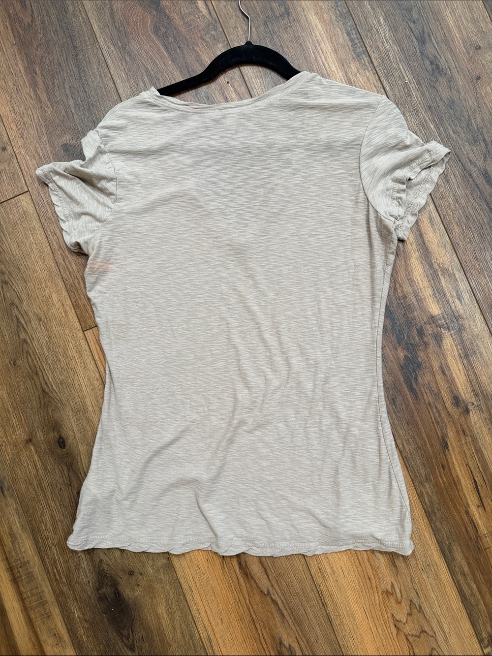 A49 James Perse Beige Short Sleeve V-Neck Tee - Picture 3 of 3